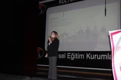 Evrensel Kolej